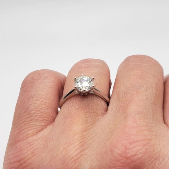 ๐ฆ 1ct Authentic Moissanite Diamond Solitaire Engagement Ring 925 Silver - Picture 4 of 9